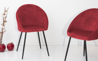 Chaise rouge en velours : nos idées pour votre décoration !